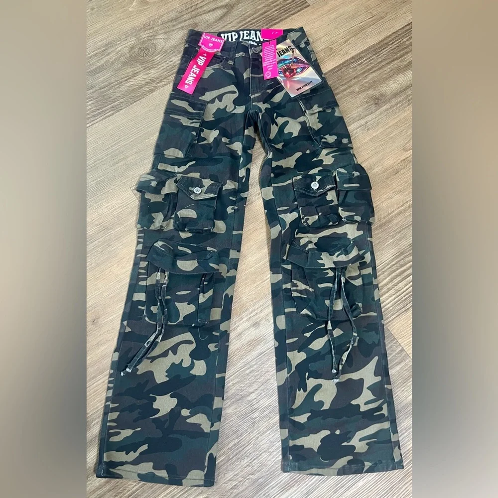 VIP Camo Cargo Jeans- Green & Black Wide Leg Size 00 NWT - Picture 2 of 7
